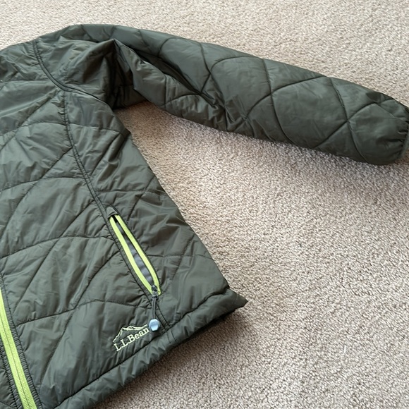 LL Bean quilted primaloft jacket - Picture 8 of 10